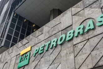Fachada da sede da Petrobras (PETR3; PETR4) - Imagem: Agência Petrobras